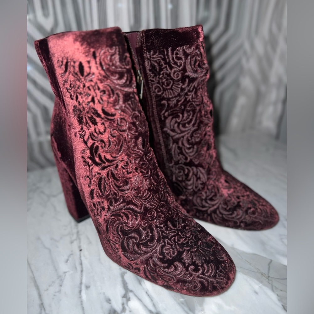 Jessica Simpson boots, size 9.5